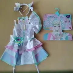 キミとアイドルプリキュア キュアズキューン　変身プリチューム　衣装　女の子のサムネイル