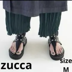 【美品】ZUCCa ズッカ　スタッズトングサンダル Mサイズ　ブラックのサムネイル