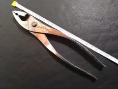 Item thumbnail for item b7f7e393-daba-444f-a782-ad0e6e349280