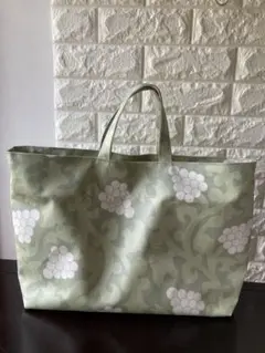 ラミネート　大きめトートバック