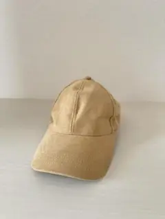 ZARA ベージュ スエード風キャップ