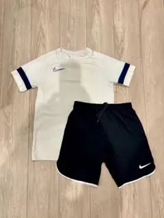 Nike サッカーウェアセット ホワイト/ネイビーsize 150