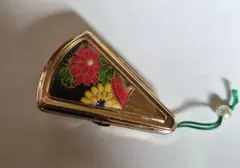 花柄印鑑ケース 金色 三角形