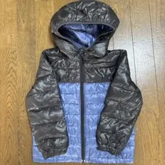 UNIQLO フード付き薄手ダウン 黒と青