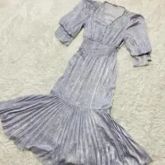 美品 SNIDEL 花柄ロングワンピース ブルー Sサイズ シャーリングプリーツ