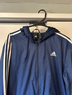 adidas ネイビー ナイロンジャケット　フード