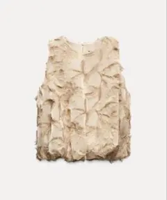 ZARA ザラ　エンボスフラワー　トップス