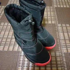 レディース　スノーブーツ　アイゼン付き　23.0cm　ブラック&ピンク