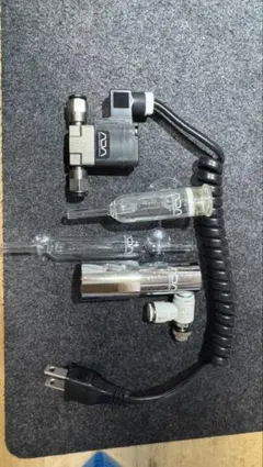 ADA水草水槽用 CO2レギュレーターと ADA 電磁弁 EL バルブセット ADA水草水槽用 CO2レギュレーターと ADA 電磁弁 EL バルブセット