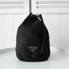 PRADA 巾着ポーチ ナイロン ブラックのサムネイル