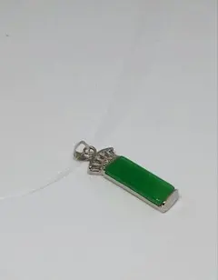 翡翠 ネックレス