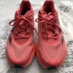 adidas ランニングシューズ