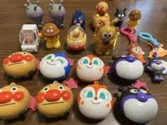 カプセルトイ　キーホルダー　アンパンマン20個まとめ売り