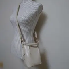 【美品】ZARA ミニショルダーバッグ ホワイト 斜め掛け