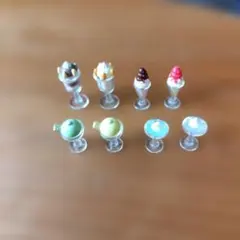 ミニチュア食器　デザート８個セット　シルバニアファミリー　ドールハウス