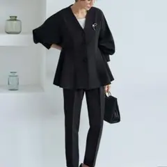新品 ノーカラードルマンスリーブ パンツスーツ 2点セット