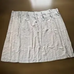 無印良品　カーテン　グレーのプリーツカーテン