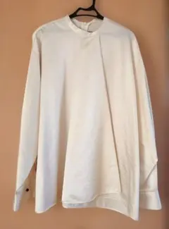 2025年最新】LOHEN ブラウスの人気アイテム - メルカリ