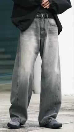 VINTAGE WASHED CURVED DENIM グレー