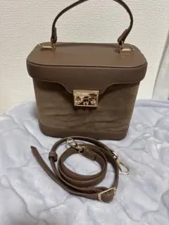 美品　ノエラ　ショルダーバッグのサムネイル