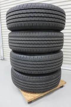 新車外しYOKOHAMA 225/60R18 40アルファードヴェルファイアのサムネイル