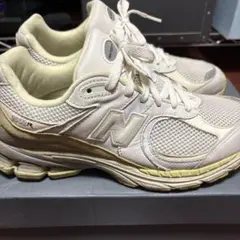 New Balance AURALEE 2002RA1のサムネイル