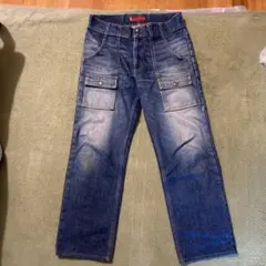 Item thumbnail for item b2fa57a5-122e-4861-a8ae-7a99e6566d9e