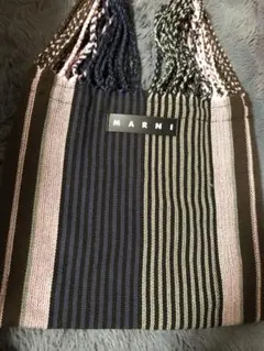 【未使用に近い美品商品】MARNI マルチカラー ストライプ トートバッグ