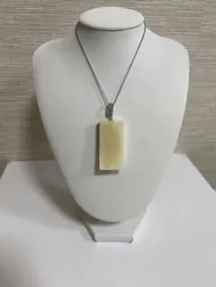 鯨歯工芸品 マッコウ鯨歯 ヴィンテージ アンティーク ネックレス 栞/箱付き 2025年最新】鯨歯 ネックレスの人気アイテム - メルカリ