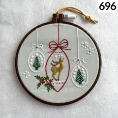 ハンドメイド刺繍　フレームNo.696