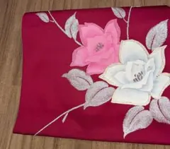 名古屋帯 深紅 花柄 刺繍　アンティークのサムネイル