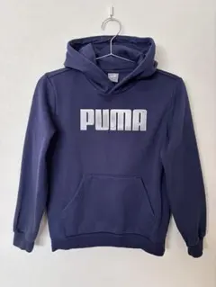 【PUMA】フードつきパーカー／140