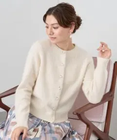 アナイ　アイボリー パール装飾 ニットカーディガン フラッフィアソート釦カーディガン（カーディガン/ボレロ