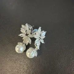 花モチーフ　パールピアス　結婚式