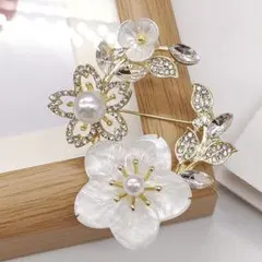 桜ブローチ 入園 入学式 セレモニー パール ビジュー 春 ファッション小物♡