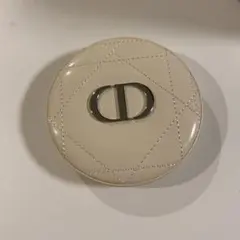 ディオールスキン　フォーエヴァー　クチュール　ルミナイザー　02 ハイライト