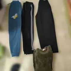 キッズ裏起毛、ボア スウェットパンツトレーナー 4点セット