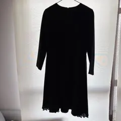 紺色長袖 ひざ丈ワンピースのサムネイル