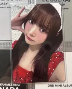 LESSERAFIM hot idoustage ウンチェ トレカ