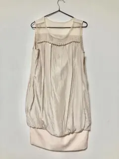 フォーマルワンピース（マタニティでも可）