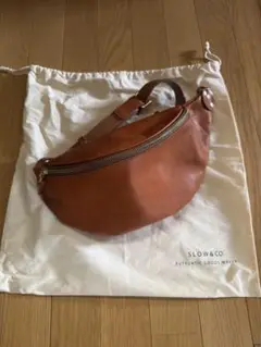 SLOW ボディバック