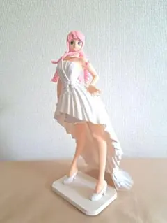 ワンピース LADY EDGE WEDDING ペローナ