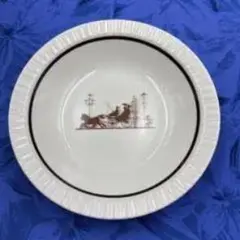 リブ加工の茶色絵柄皿 23cm