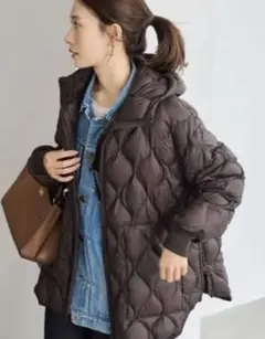 タイオン ダウンジャケット