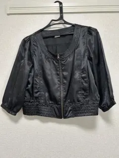 黒 ノーカラージャケット 七分袖