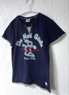 Da Hui Girls V字カットオフデザイン 刺繍入り半袖Tシャツ ネイビーのサムネイル