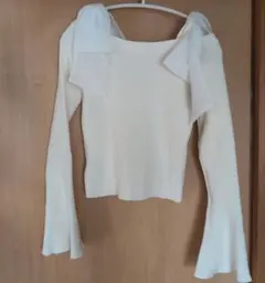 INGNI アイボリー リボン付きセーター