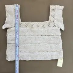 ★新品★定価約4000円カギ編みTOPS ベージュ Fのサムネイル
