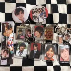 Hey!Say!JUMP 非売品 キーホルダー 缶バッジ