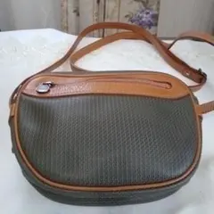 Item thumbnail for item da998b40-c0c7-48fe-a577-4e6219c2c2e2